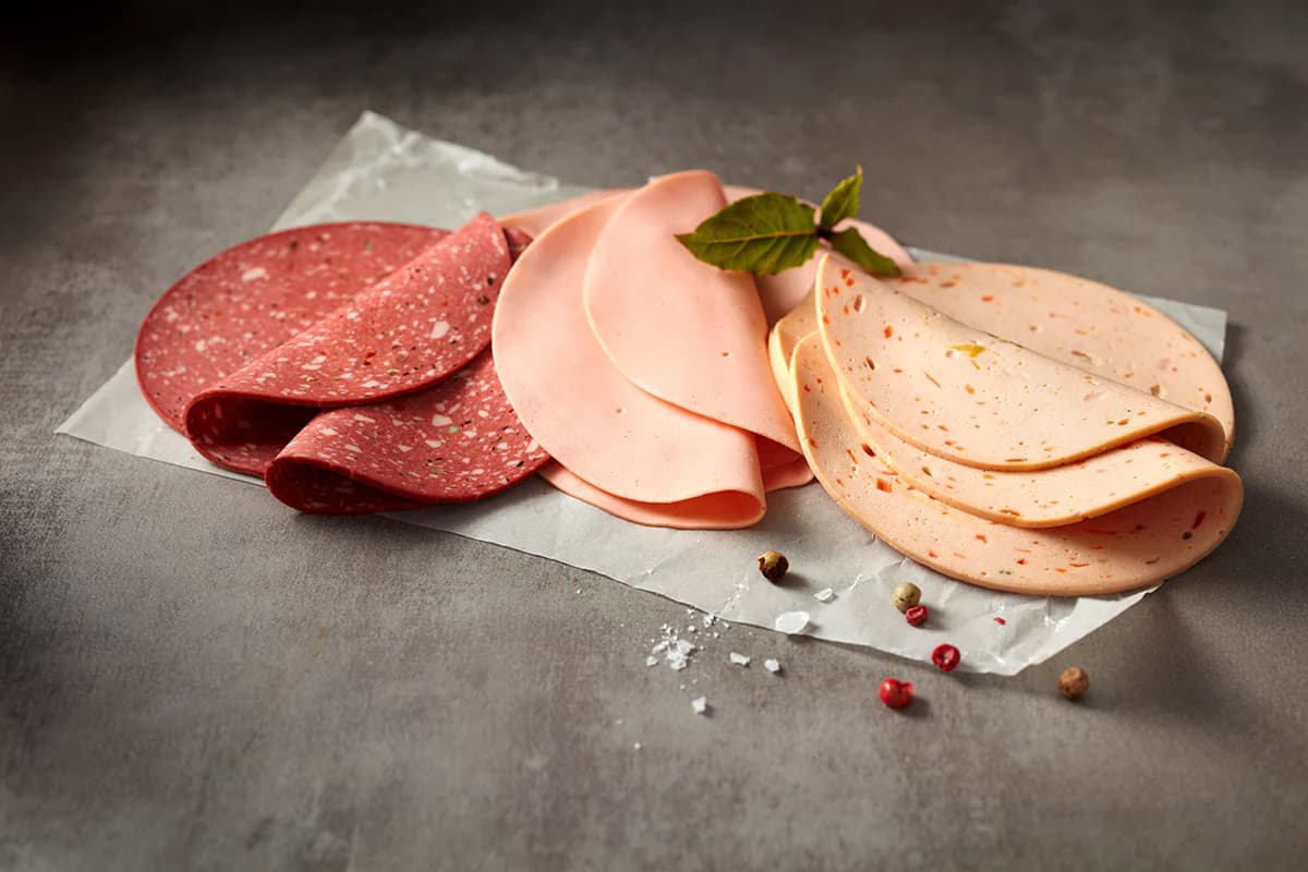 Sliced plant-based deli meats