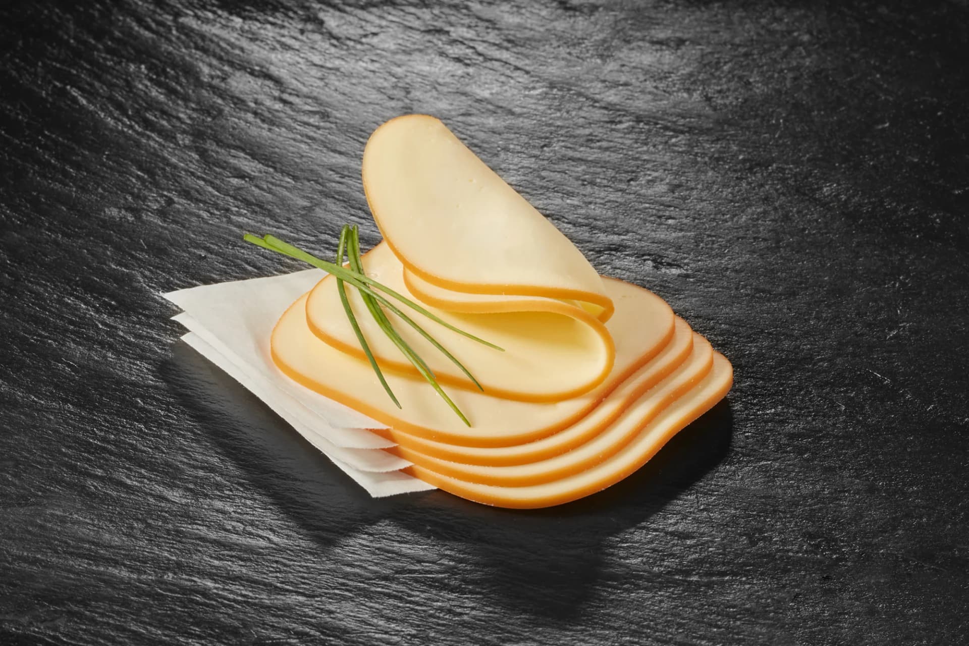 Sliced cheese